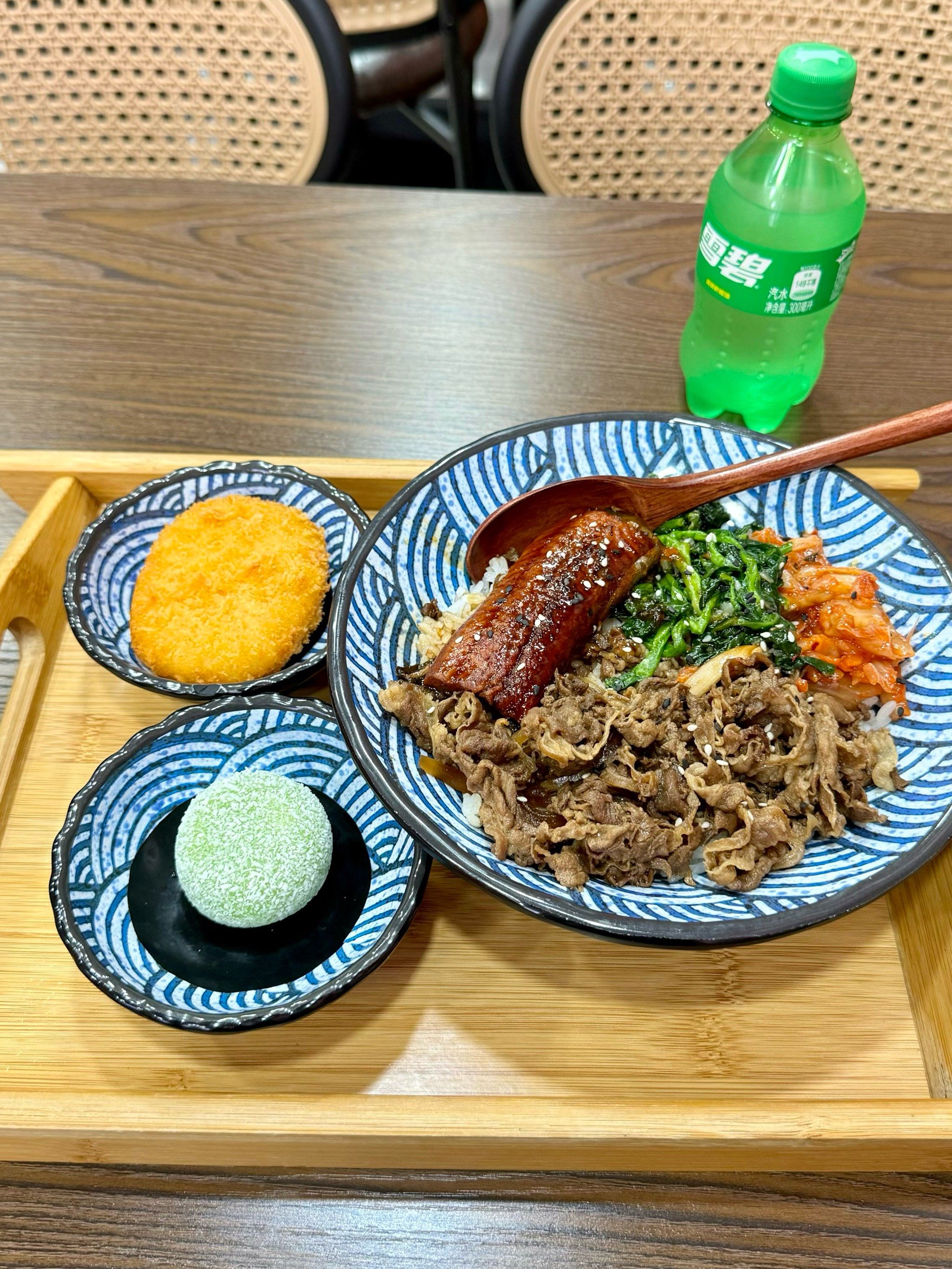 街边好吃便宜的日式丼饭