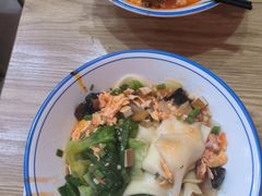 -左左香老潼关肉夹馍(龙山一路店)