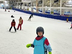 -乔波室内滑雪场