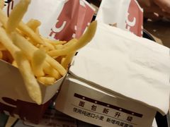 -肯德基(东安路站店)
