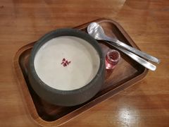 玫瑰酒酿奶冻-拾年