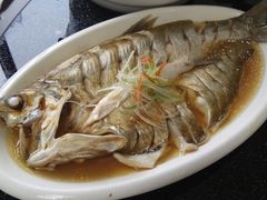 -七的湖·晚芳亭·阳澄湖农家菜·大闸蟹(莲花岛店)