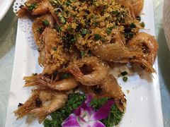 避风塘虾-旭龙鱼头王(航华店)