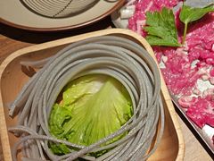 -野山舂·贵州现舂酸汤火锅(鸿通城店)