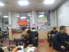 大堂-春雨羊汤店(广开四马路总店)
