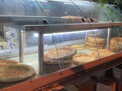 面包甜点陈列柜-新疆伊宁远征餐厅