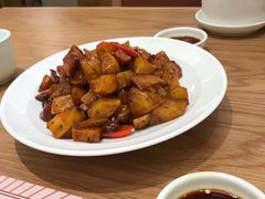 -顺风汤馆·广府粤菜(江宸天街店)