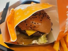 -牛约堡·手作牛肉汉堡(长宁店)