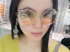 -目艮眼镜SHOWROOM(品牌集合店)