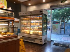 面包甜点陈列柜-一鸣真鲜奶吧(益乐路店)