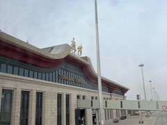 -敦煌莫高国际机场