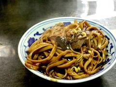 -珠宝街老左杂酱面馆