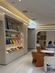 -小阿福儿童摄影(光谷时代广场店)
