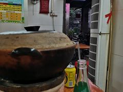 -威邵鸡煲(西华路总店)