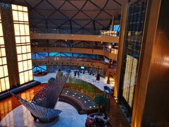 -上海滴水湖皇冠假日酒店