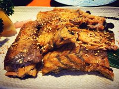 盐烤三文鱼皮-鳗鱼家·深夜食堂(军博店)