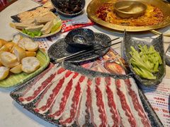 澳洲谷饲100天肥牛-哥老官重庆美蛙鱼头(龙湖杭州金沙天街店)