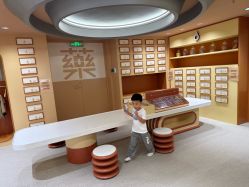 -奈尔宝·国风主题儿童乐园·亲子餐厅(豫园商城店)
