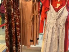 -H&M(鹏欣水游城店)