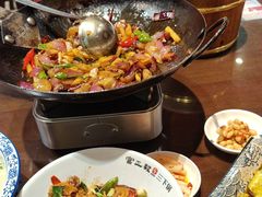 -富正毅三下锅(体育馆店)