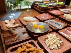 -银米·云南传统过桥米线(双廊黑金冠店)