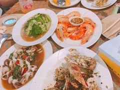 -拉威海鲜市场
