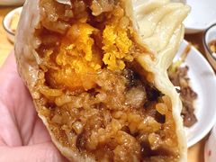 -白玉兰食品甜凤店(合生汇店)