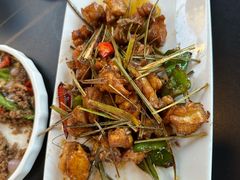 香茅草炒鸡-瑞丽觉觉味道·异国风情(瑞丽大道店)