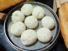 小笼包-薛记襄阳香辣牛肉面(平安路店)