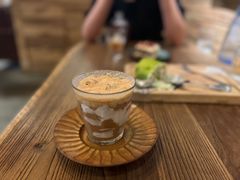 -Common Table · Brunch & Coffee