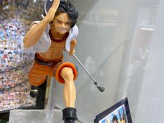 -泡泡玛特POPMART(上海环球港店)