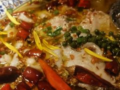 -桂二老坛酸菜鱼(三街两巷店)
