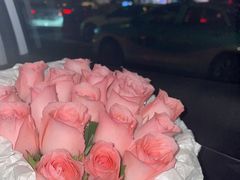 -亭亭鲜花店(中山北路店)