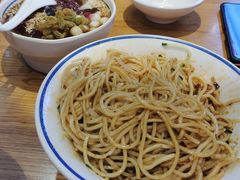 -蓉李记成都名小吃(太原龙湖万达店)