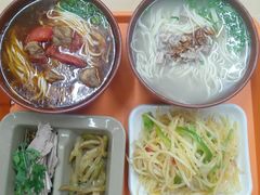 -亮亮拉面(师范路店)