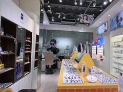 -诺柯视眼镜-蔡司依视路官方工厂店(淞南一店)