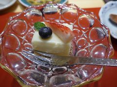 牛奶布丁-鮨青(恒基名人购物中心店)