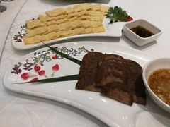 -老船夫婚宴婚庆会馆(延吉路店)