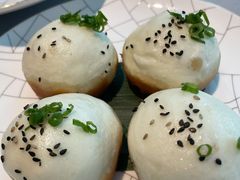 生煎馒头-屋里厢上海菜馆