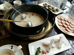 -煲宫猪肚鸡(昆山金鹰国际购物中心店)