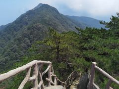 -罗田薄刀峰风景区