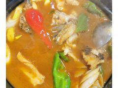 胖头鱼两吃之鱼尾-雅和生态渔庄·宜城锅巴饭(龙灵山公园店)