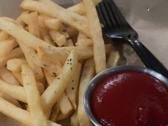 -J Create城市露营咖啡·简餐·宠物(上海动物园店)