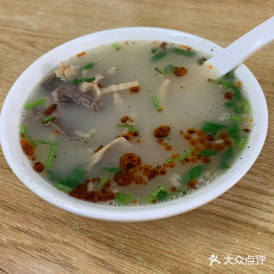 北三羊汤烧麦馅饼