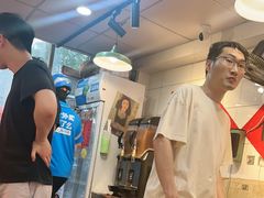 -柳州肥姨妈大骨螺蛳粉(东靖路店)