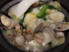 无油鱼汤煮食蔬-大树餐厅(红旗街万达店)