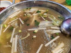 -谢老五跷脚牛肉·非遗传承店