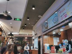-李先生牛肉面大王(济南火车站候车室店)