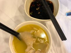 -鲜入围煮花胶鸡海鲜火锅