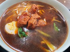 -亮亮面馆(经六路店)